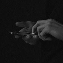 THE NOMOPHOBIA RISK
