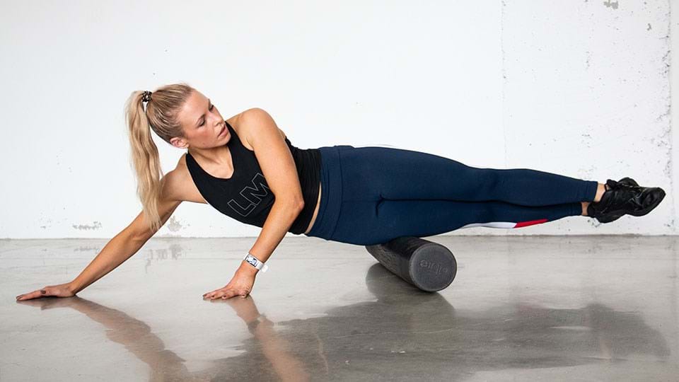 Why and How to Use a Foam Roller? Les Mills