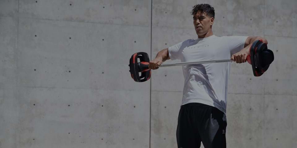 LEVANTE SEUS CALCANHARES