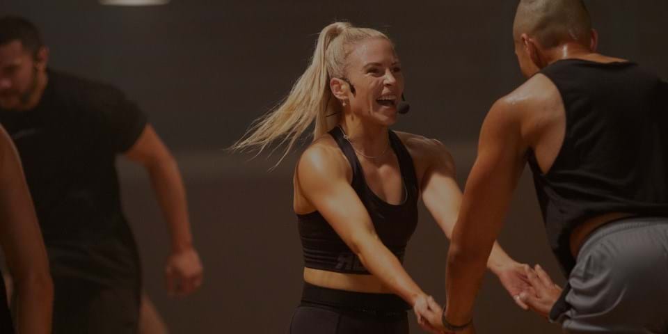 WIR STEHEN HINTER DIR