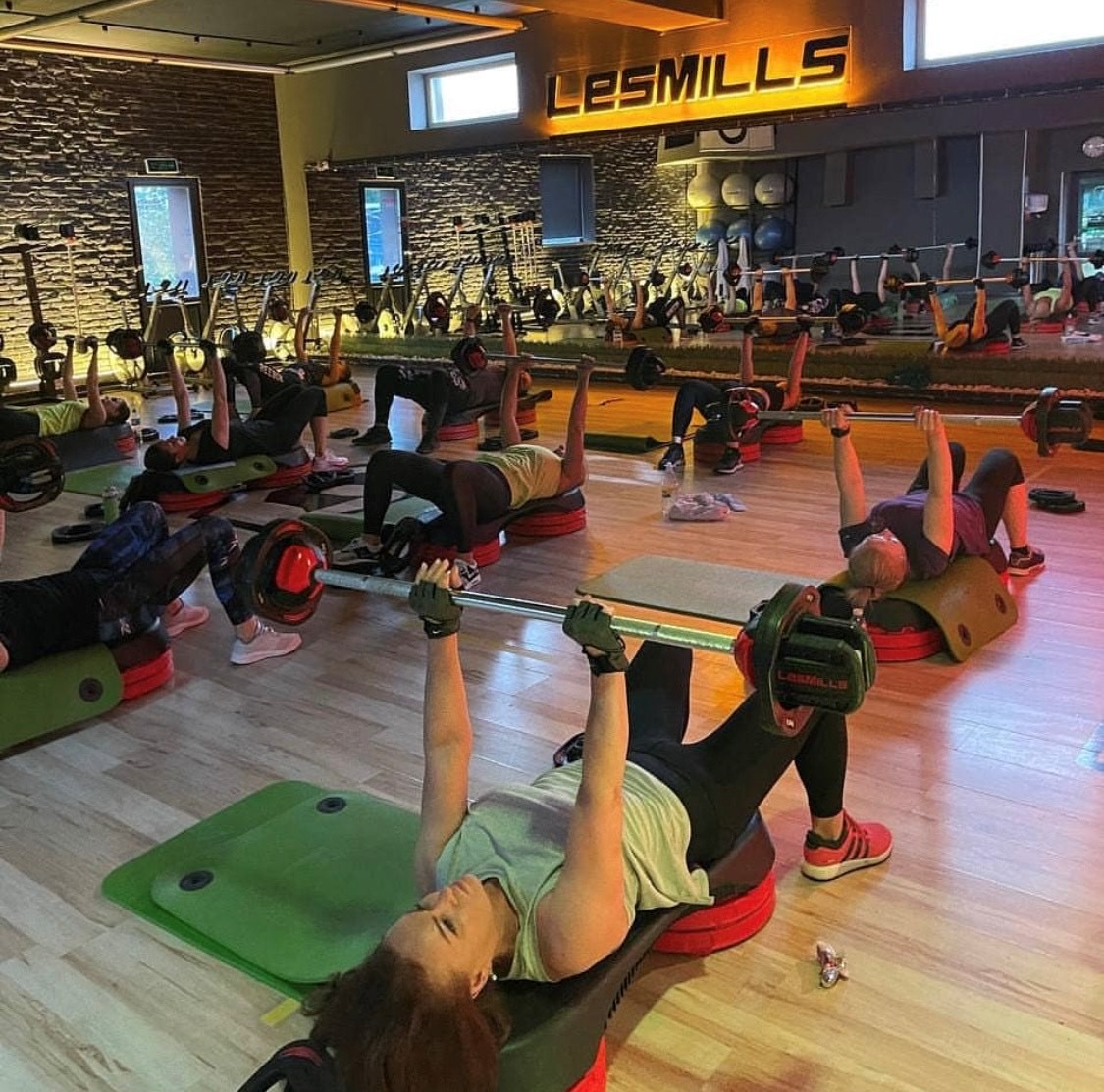 BODYPUMP in the group fitness studio