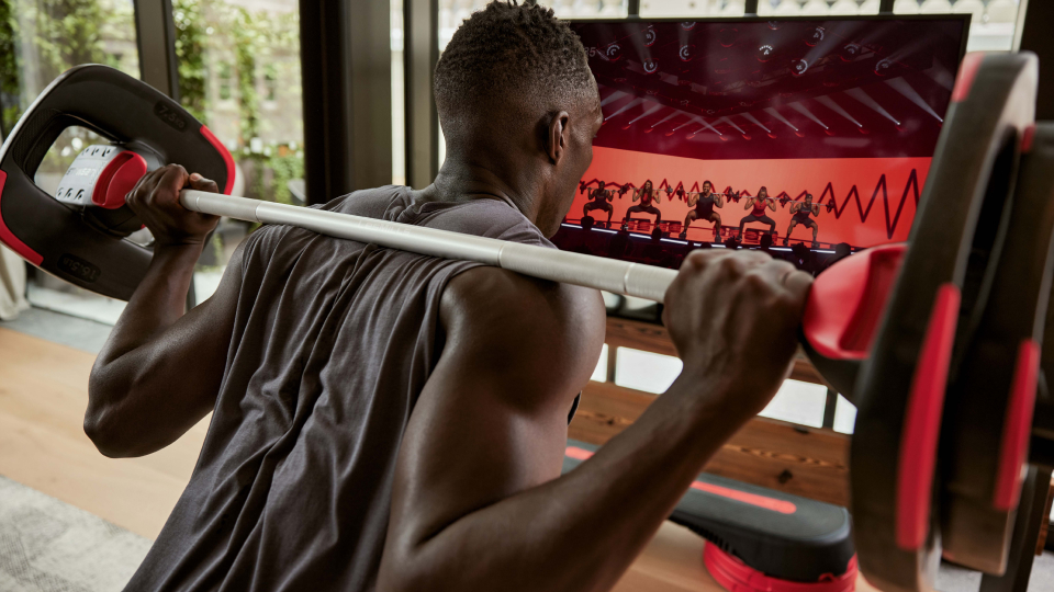 BODYPUMP at home using the LES MILLS+ app