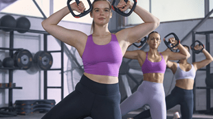 Gen Z verrast: Groepslessen behoren tot de absolute favorieten in fitness onder jongeren!